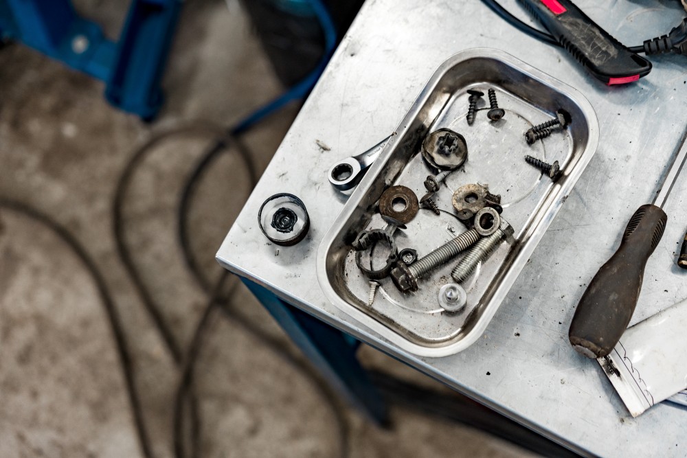 Why Varsol Solvent Outperforms Every Other Degreaser on the Market